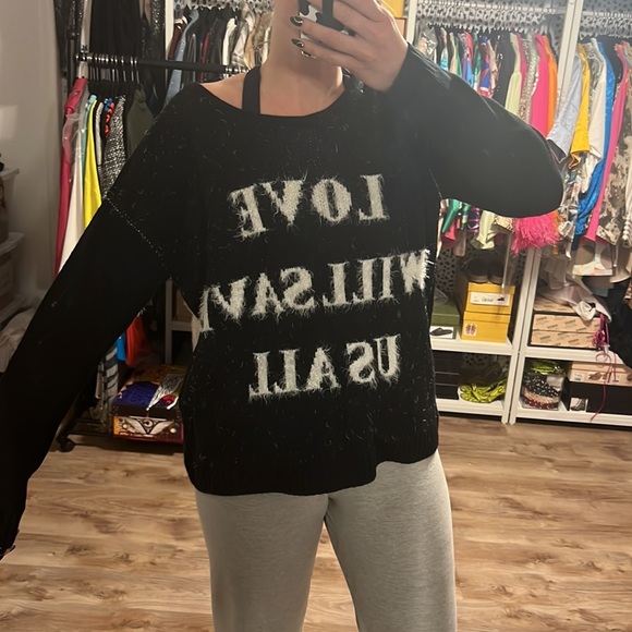 LF Mika & Gala “Love will save us all” Oversized Graphic Sweater - Picture 8 of 10